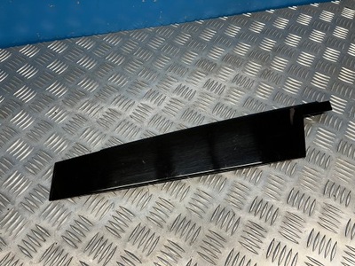 Mercedes w212 молдинг вертикальна двері правий перед фото №1