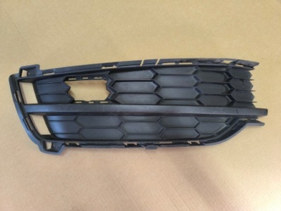 Skoda karoq 57a807367 решітка ліва перед oryg фото №1