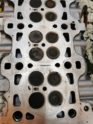 CYLINDER HEAD ENGINE HYUNDAI KIA 22111-2F700  