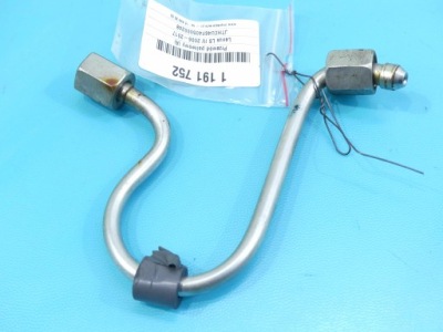 Трубка шланг паливний lexus ls iv ls600h 5.0 v8 фото №1