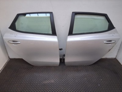 Двері лівий 1 правий задній kia ceed 2 hb 9s фото №1