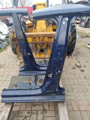 Блок двигуна середній лівий skoda rapid 12- фото №1