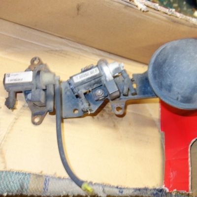 Клапаны вакуумa актуатор турбины 2,2 cdi mercedes sprinter 700262020 700782040 фото №1