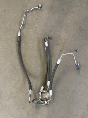 Mercedes 166 пабтрубок  шланг усилителя 1663201872 фото №1