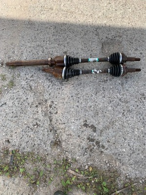 Привідний вал ліва 2.0 tdci ford transit custom фото №1