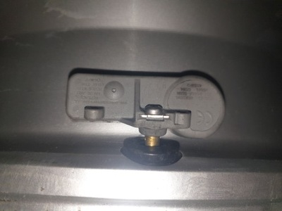 SENSOR TPMS DE PRESIÓN EN KOLE FIAT 500E EE.UU. ELECTRIC ELÉCTRICO  