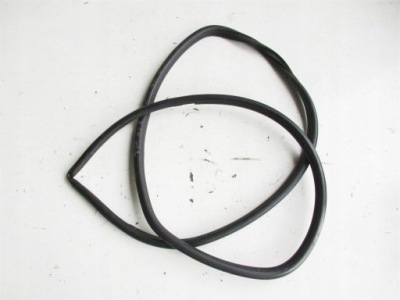 Прокладка задня права двері toyota avensis t27 kom фото №1