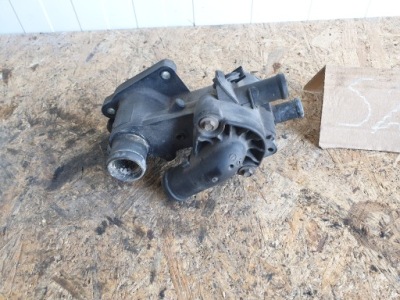 Корпус термостата skoda octavia 1,4 032121111 фото №1