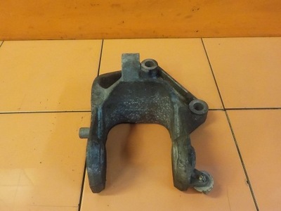 VOYAGER CHEROKEE 2.8 CRD 08R 150KM VM47C BRACKET MOUNTING ENGINE 04721570AA  