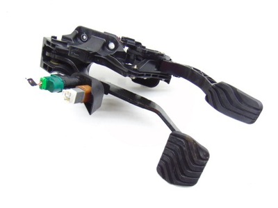 Педаль тормоза газа 180100879r renault captur ii фото №1