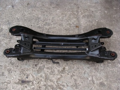 Балка задня підрамник toyota auris ii !!! фото №1