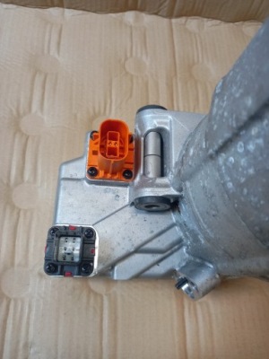 Компресор кондиціонера hyundai ioniq ca6000hnebbo2 фото №1