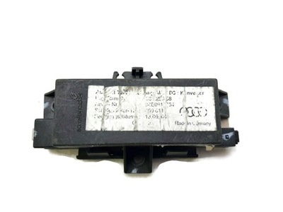 Audi a8 long модуль підсвітка двері 04e0919064 фото №1