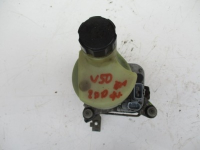 Volvo v50 2007r 2.0d - насос усилителя фото №1