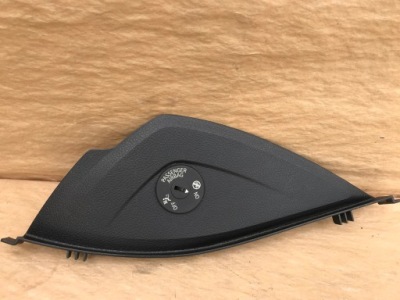 Захист консолі ліва bmw f30 f36 9218553 фото №1