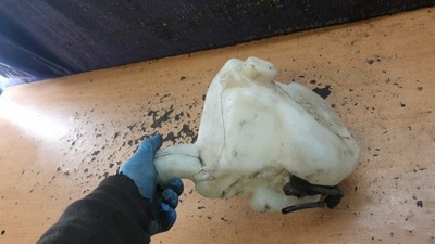 Peugeot 207 бачок омывателя фото №1