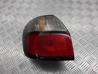 Лампа лівий задня subaru legacy iii kombi фото №1