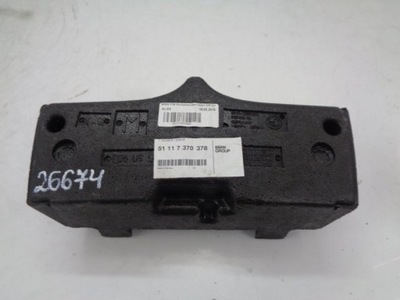 Bmw 6 f06 пена абсорбер середина бампер перед фото №1