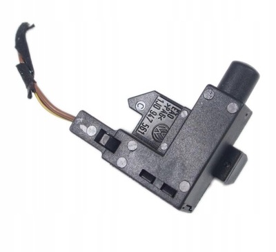 SENSOR FRENOS DE MANO A3 8P GOLF V 5 1J0947561C  