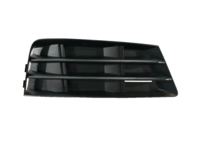 Решётка радиатора w бампере audi a4 b9 15- 8w08076819b9 le фото №1