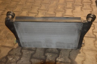 Vw passat b6 2.0 tfsi інтеркулер 3c0145805f фото №1