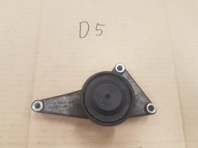 057903417c sq7 ролик кронштейн фото №1