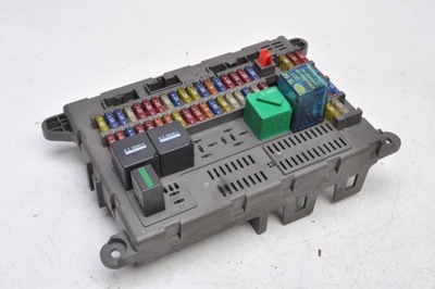 Land rover freelander l314 коробка предохранителей 518823208 фото №1