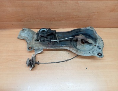 Кронштейн кронштейн колеса запасного mazda mpv ii фото №1