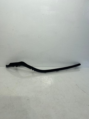 Mazda 6 gj молдинг кронштейн решітка права фото №1