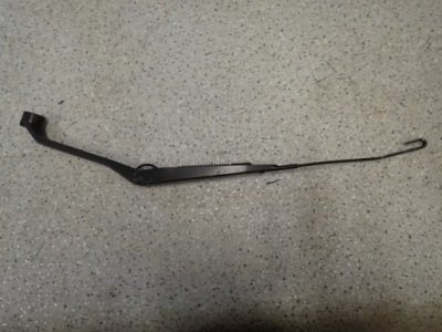 Suzuki grand vitara 06- ii важіль двірники праве фото №1