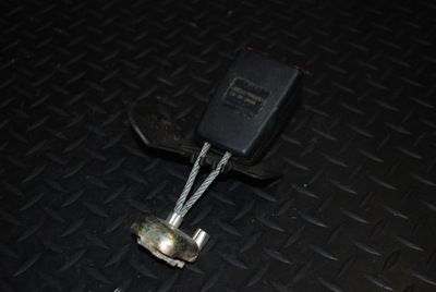 Клипса поперечина задняя audi a6 c5 4b0857740a фото №1