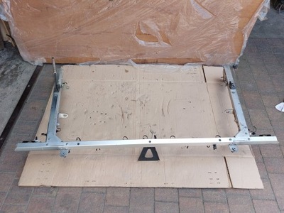 Pas передний верхний балка aston martin vantage 17r фото №1