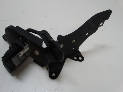 Защёлка шторка багажника bmw e83 x3 правая фото №1