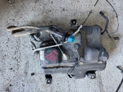 Бак adblue renault trafic iii vivaro b 172a21178r фото №1