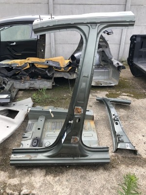 Dacia duster блок двигателя левый средний фото №1