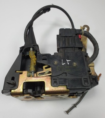 Замок двері лівий задня jaguar s-type xw4a-5436413-cb фото №1