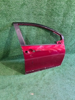 Дверь передние правое toyota yaris iii lift фото №1