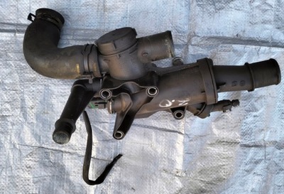 Корпус термостата citroen c5 iii x7 2.0 hdi 9656182980 фото №1