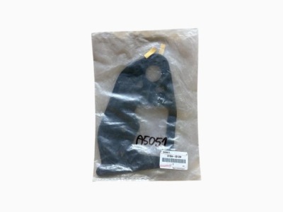 Toyota yaris 2 прокладка лампы левый задний  81564-0d120 фото №1