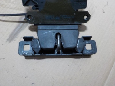 Ford focus c-max 1.8b 2003r. замок крышки багажника фото №1