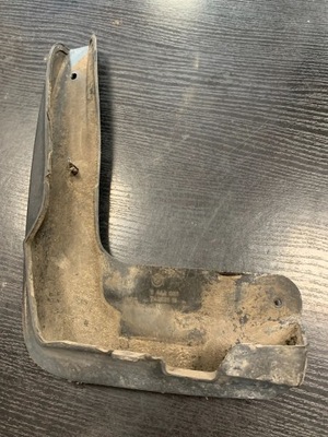 Брызговик передний bmw 3 e90 e91 0444081 фото №1