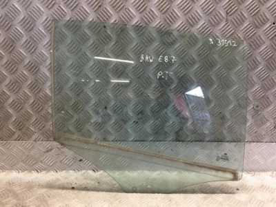 Bmw e87 lift стекло правый задняя фото №1