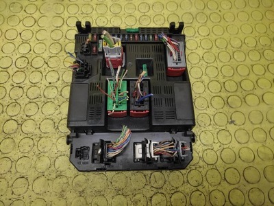 Peugeot 307 модуль коробка bsi 9644098180 фото №1