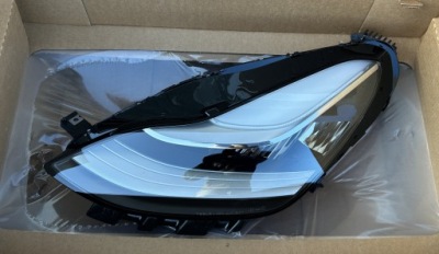 Tesla model 3 фара левая full led 1077375-00-c новая оригинал европа фото №1