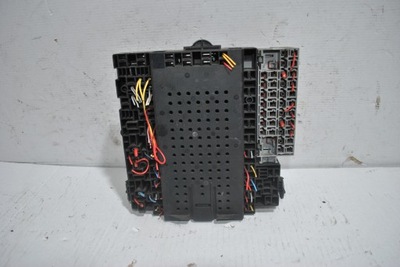 Коробка запобіжників volvo s80 9401802 фото №1