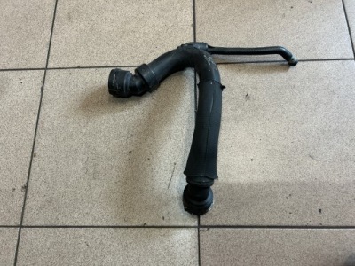 Пабтрубок  трубка воды радиатора audi a6 c5 2.7 bt aza ajk фото №1