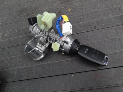 Kia rio v 2019 1,0 t-gdi замок зажигания + ключ org фото №1