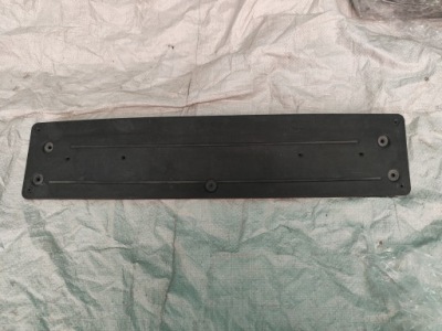 Bmw f30 f31 рамка номерного знака перед подкладка 8068129 фото №1