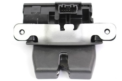 Ford fiesta mk7 2008- замок крышки багажника фото №1