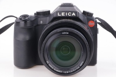 LEICA V-LUX (TYP-114)